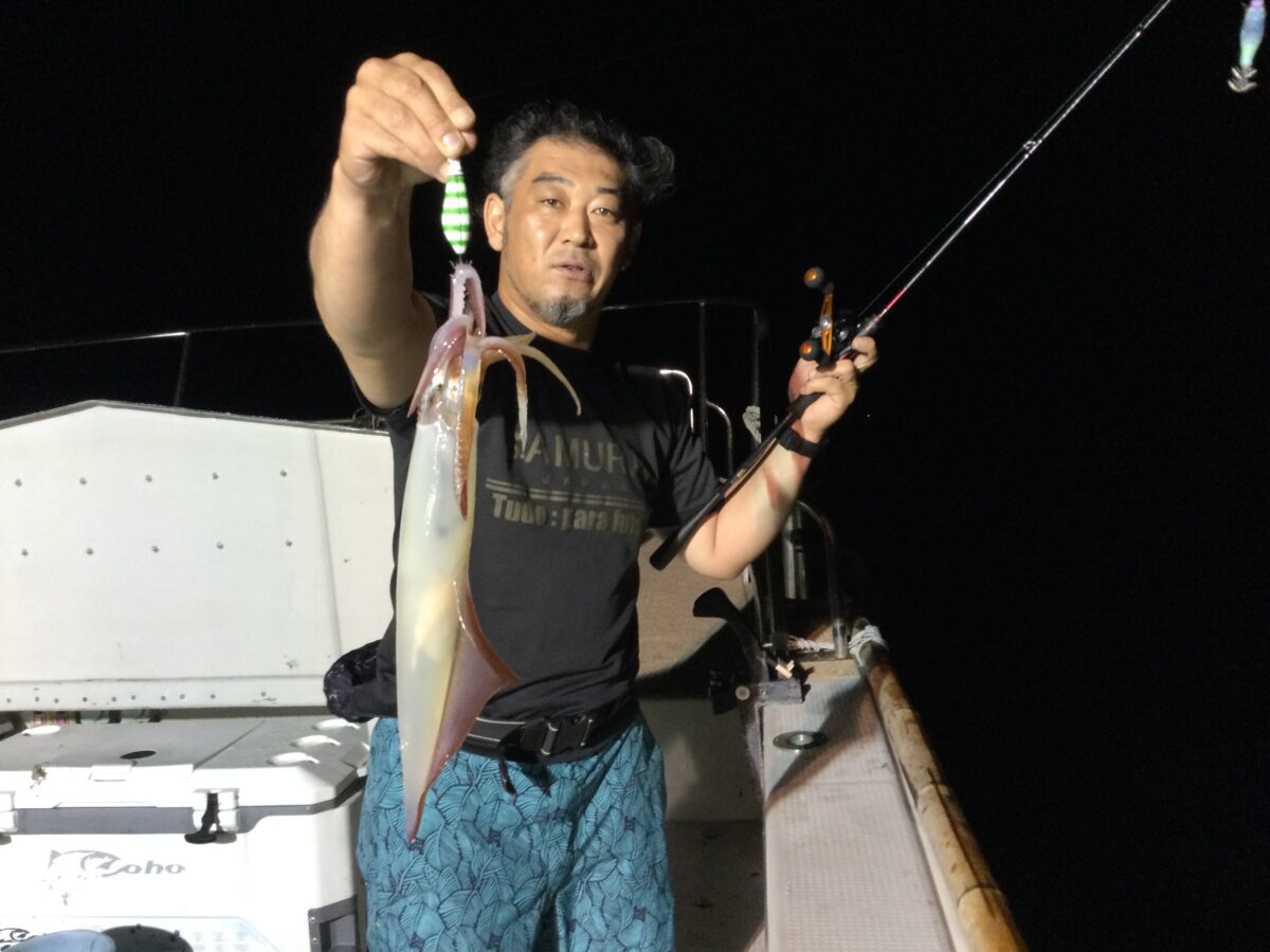 深夜イカ釣りチャーター